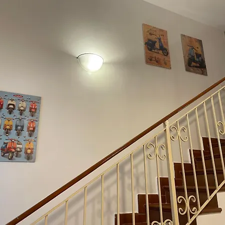 Denise A Poggio Ameno Apartamento *